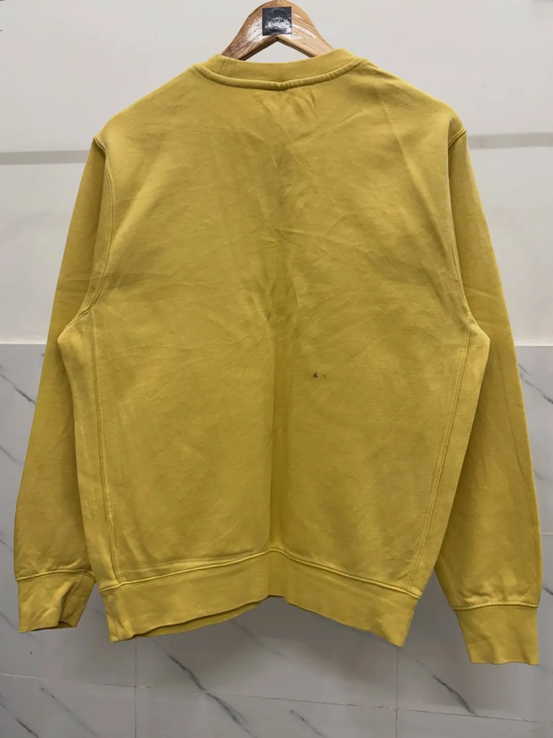 MUSTARD YELLOW NIKE EMBROIDERY TICK SWEATSHIRT — photo 5