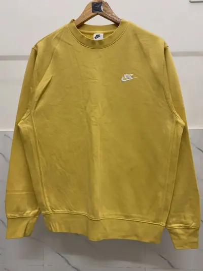 MUSTARD YELLOW NIKE EMBROIDERY TICK SWEATSHIRT