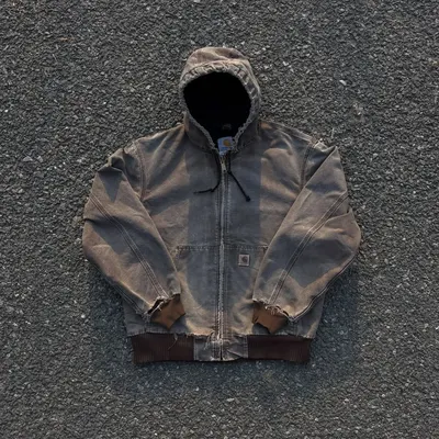 2000s Thrashed Sunfaded Carhartt Active Jacket